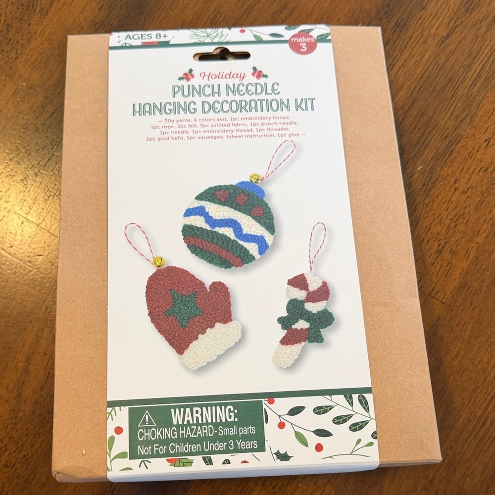 Holiday Punch Needle Hanging Decoration Kit